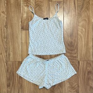 Brandy Melville floral sleep/lounge set